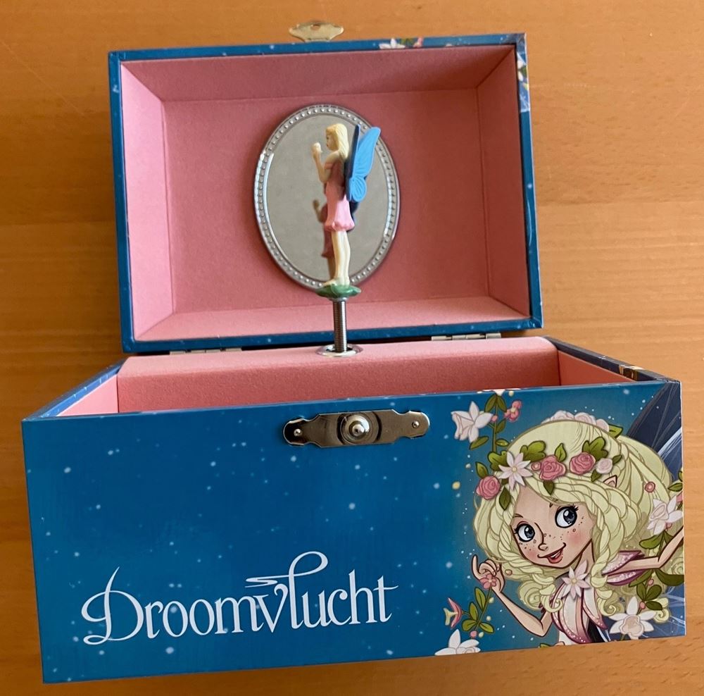Coffret à bijoux avec musique, vol de rêve.