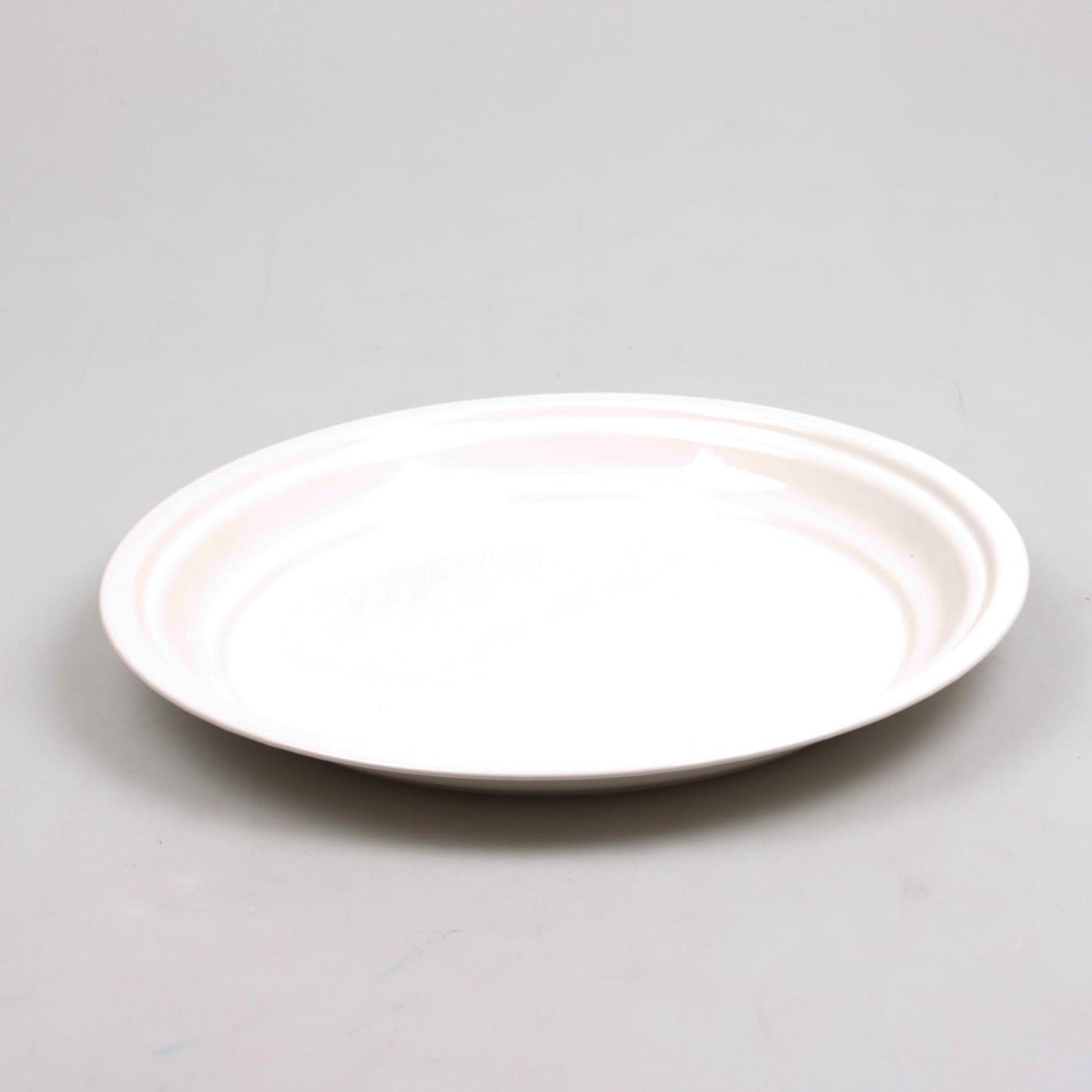Assiette de collection Zinc zinc crème 30x2,5cm