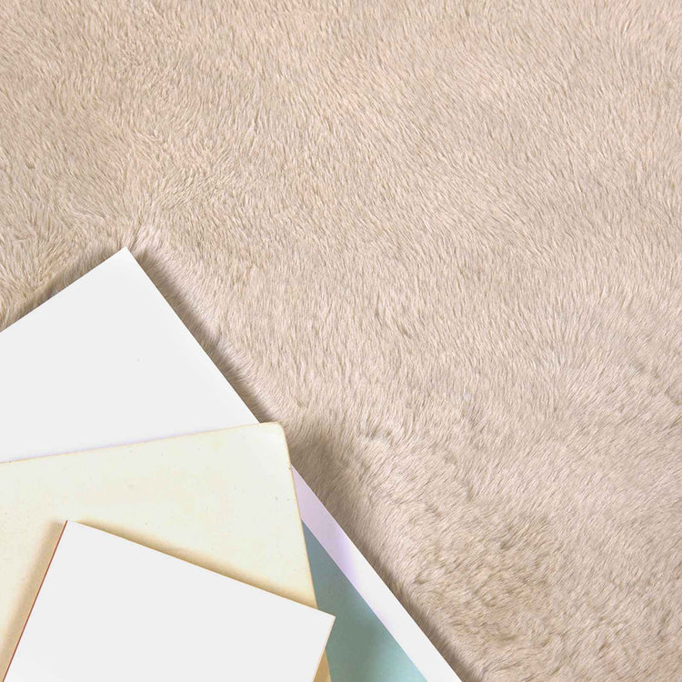 VidaXL tapis en fausse fourrure de lapin huile taupe ø 200 cm polyester