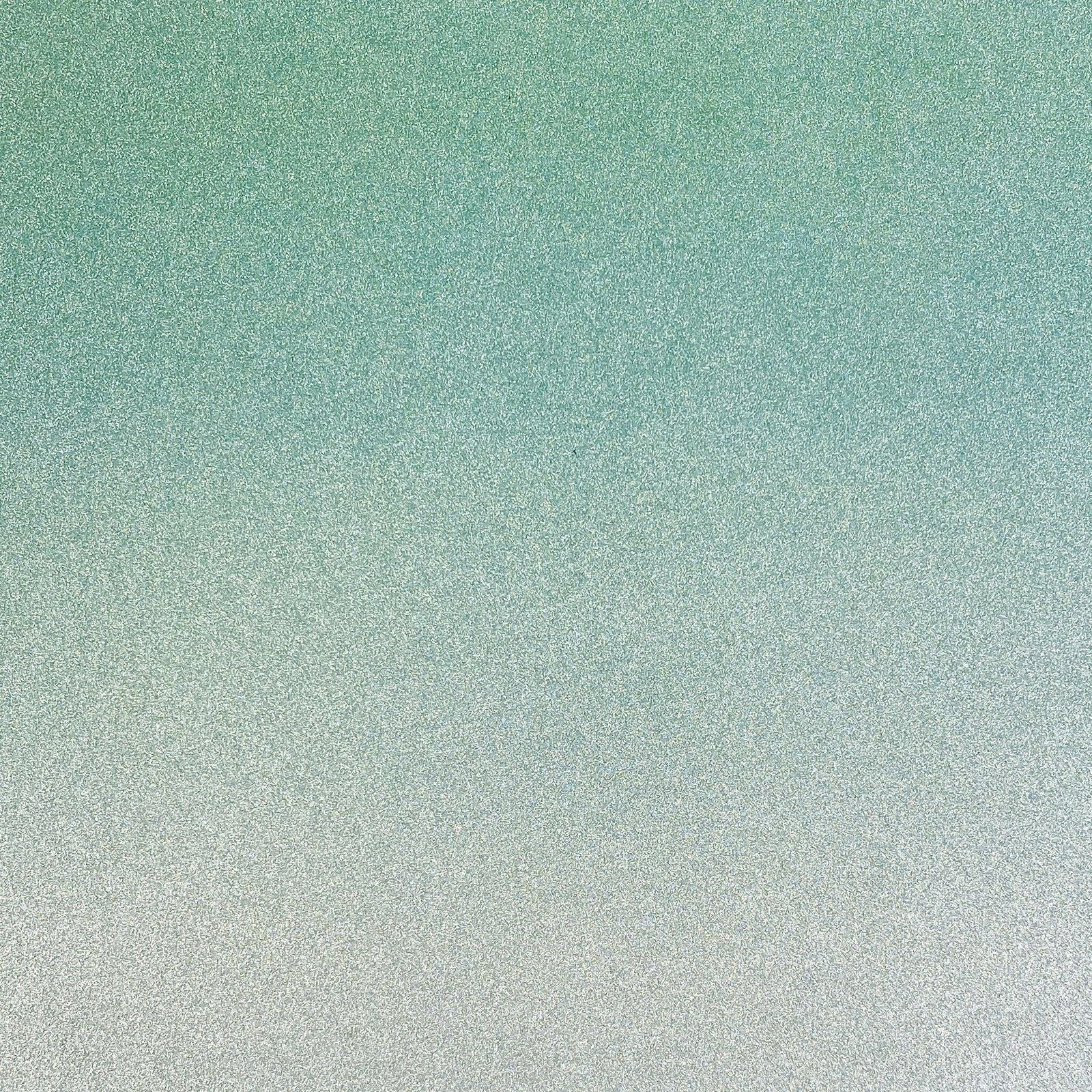 Craft Perfect par Tonic Studios Craft Perfect • Carte ombrée Spring Meadow vert opalescent