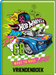 Livres d'images, amis réservent des Hot Wheels