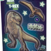 Ses méga autocollants muraux mondiaux T-Rex.