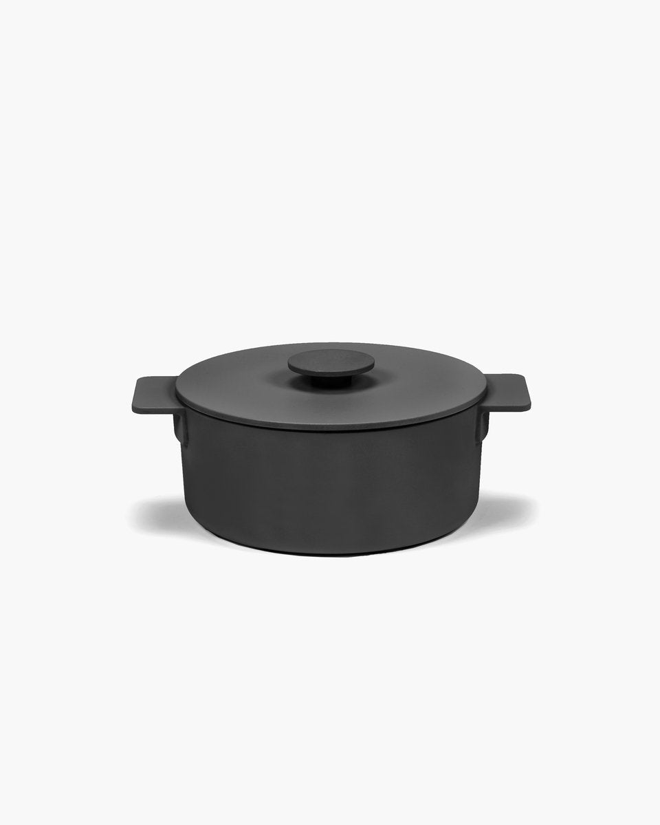 Serax - sergio herman - surface - plat à four s - noir - l 26cm - 4,76kg