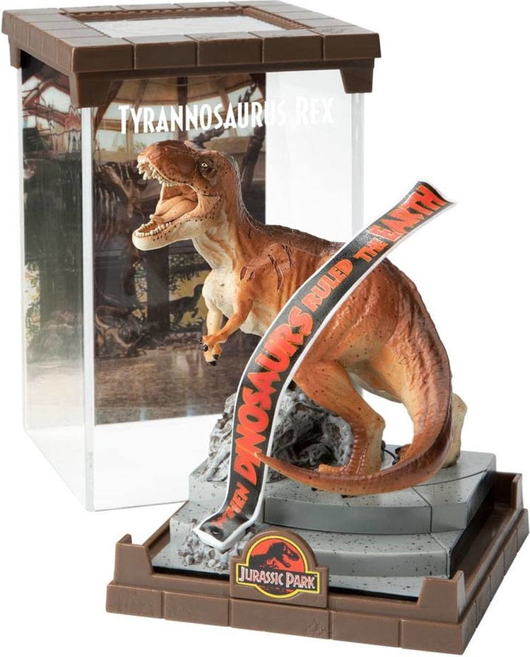 Noble Collection Jurassic Park: Tyrannosaurus PVC Diorama