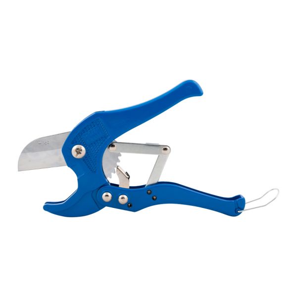 coupe-tube pvc