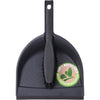 Pelle et brosse en plastique noir