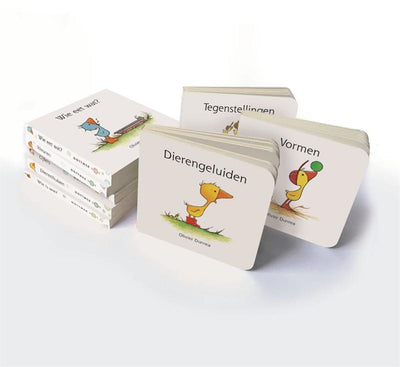 Maison de livre centrale, lecture et apprentissage des documents Gonnie Friends, 8 pièces.
