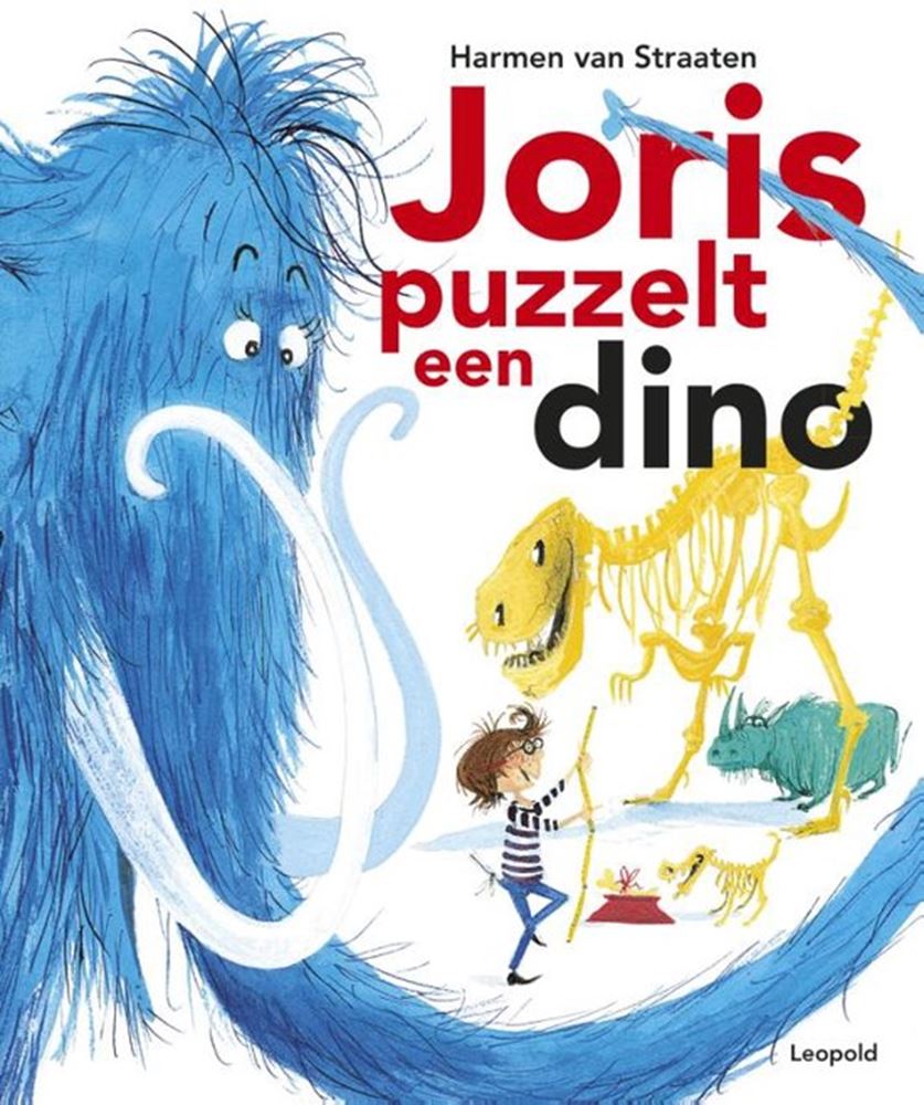 Joris intrigue un dinosaure