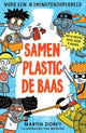 La maison centrale du livre est le patron du plastique ensemble