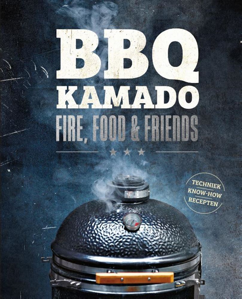 Kamado barbecue - feu, amis de la nourriture