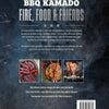 Kamado barbecue - feu, amis de la nourriture