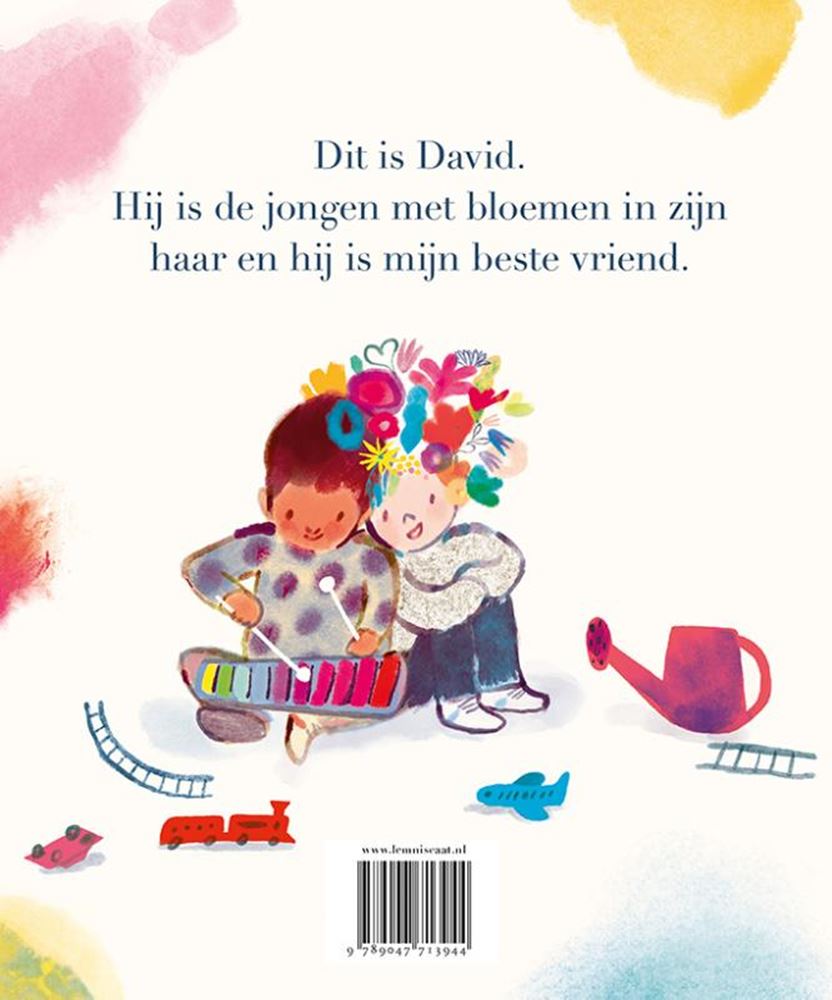 Le garçon avec des fleurs dans les cheveux. 4+