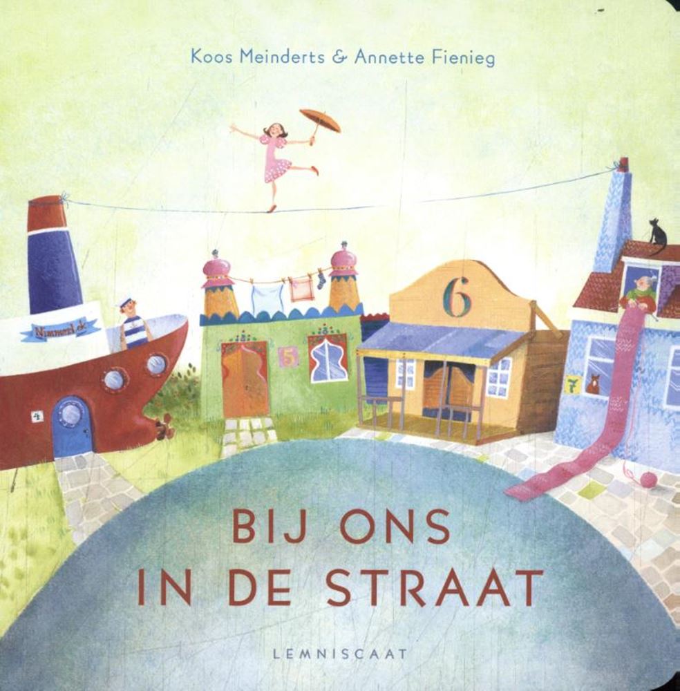 Dans notre rue. livre cartonné. 2+