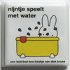 Livre Miffy joue avec l'eau