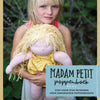Madame Petit, livre de poupées.