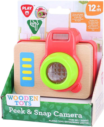 Jouez à une caméra de jouets en bois