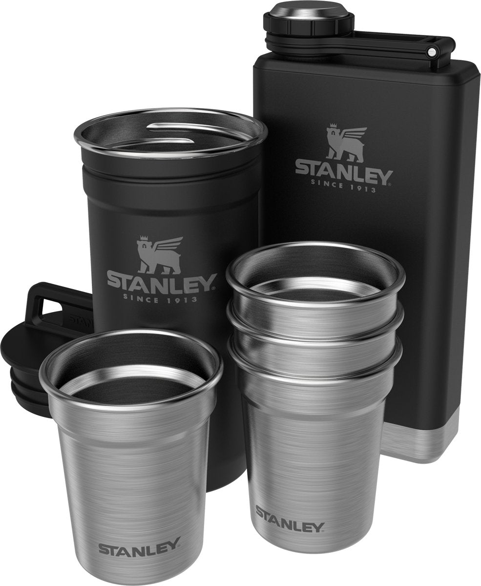 Ensemble de flasques en verre à shot Stanley Adventure avant la fête – Acier inoxydable – Flacon de poche en verre à shot sans BPA – Facile à empiler et à ranger – Passe au lave-vaisselle – Galet noir mat