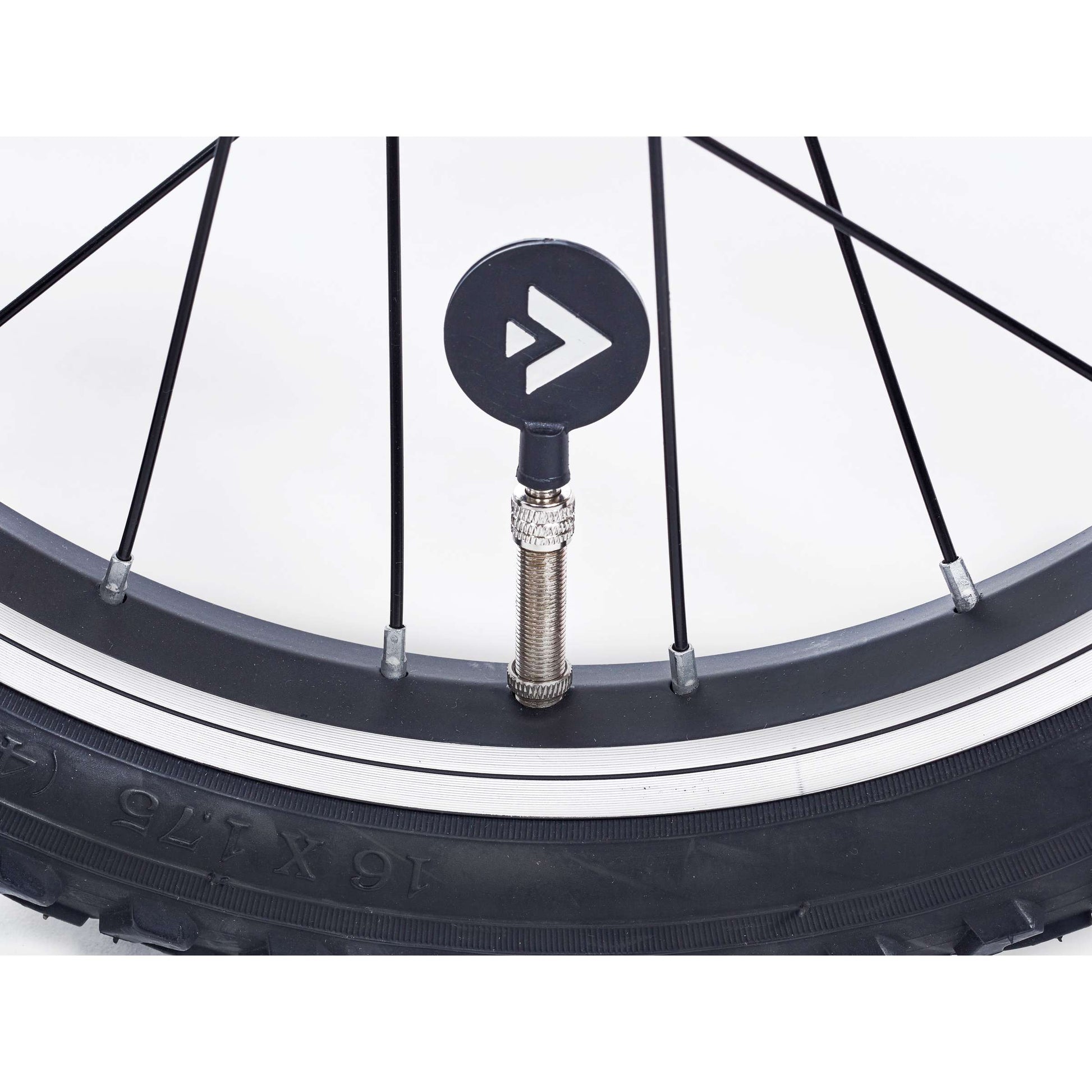 Essai Alpina J16 Dark Etrol Matt