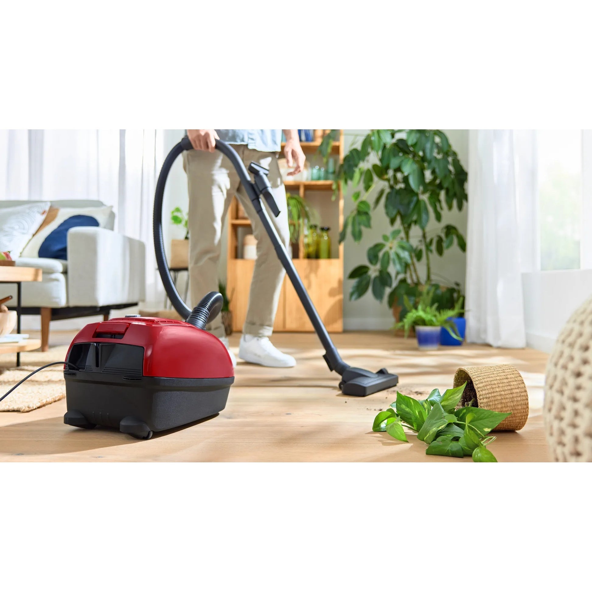 Bosch Series 4 Aspirateur avec sac BGB38RD2