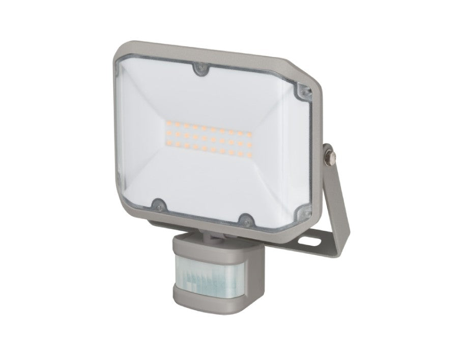Brennenstuhl LED Light Shine 2080 lm avec détecteur de mouvement