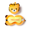 Tiger en peluche RelaxEazzz autour du masque de sommeil
