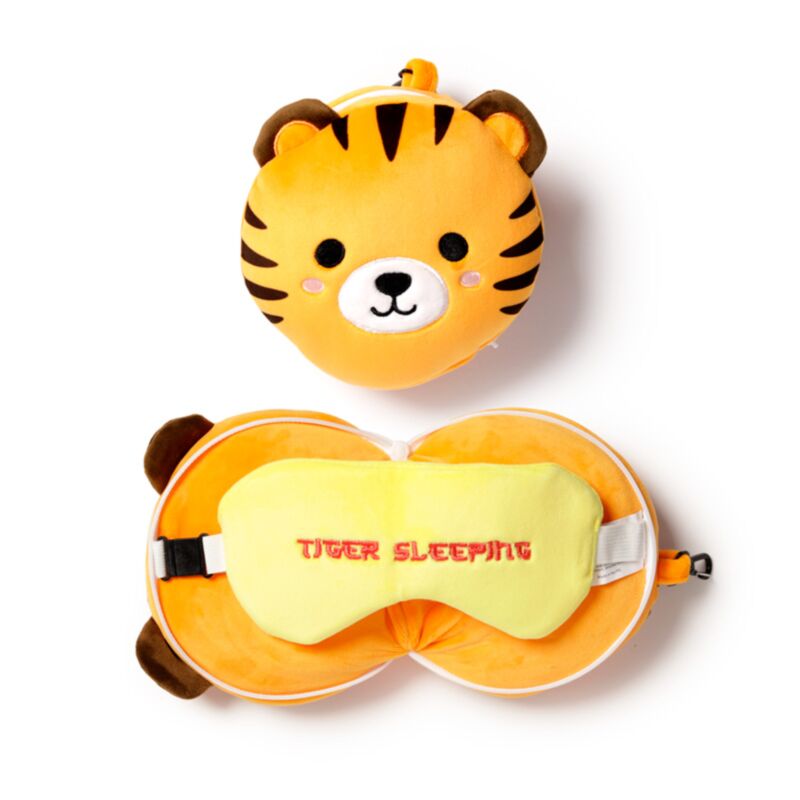 Tiger en peluche RelaxEazzz autour du masque de sommeil