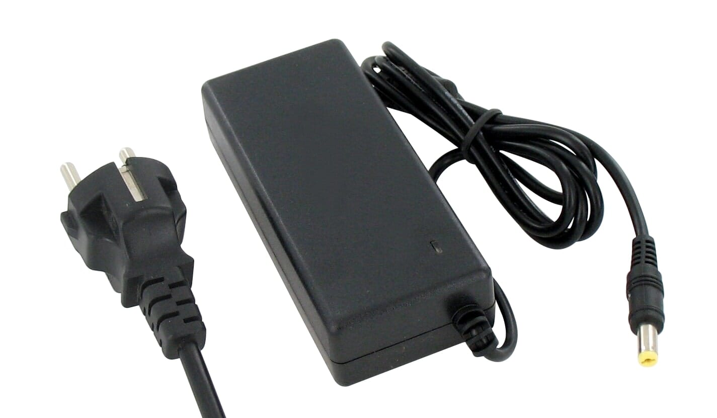 Adaptateur Blu-Basic pour ordinateur portable 65W