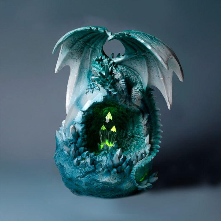 Dark Legends a mené Crystal Ice Cave Dragon