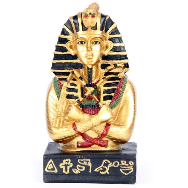 Égypte - Golden Tutankhamun avec des escrocs et de l'aile