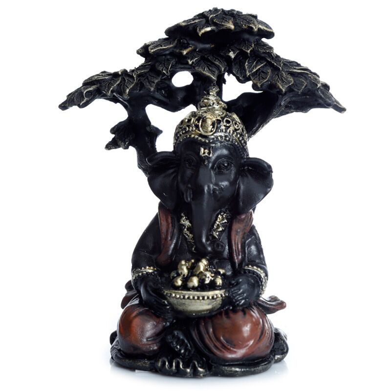 Ganesh en or noir assis sous l’arbre