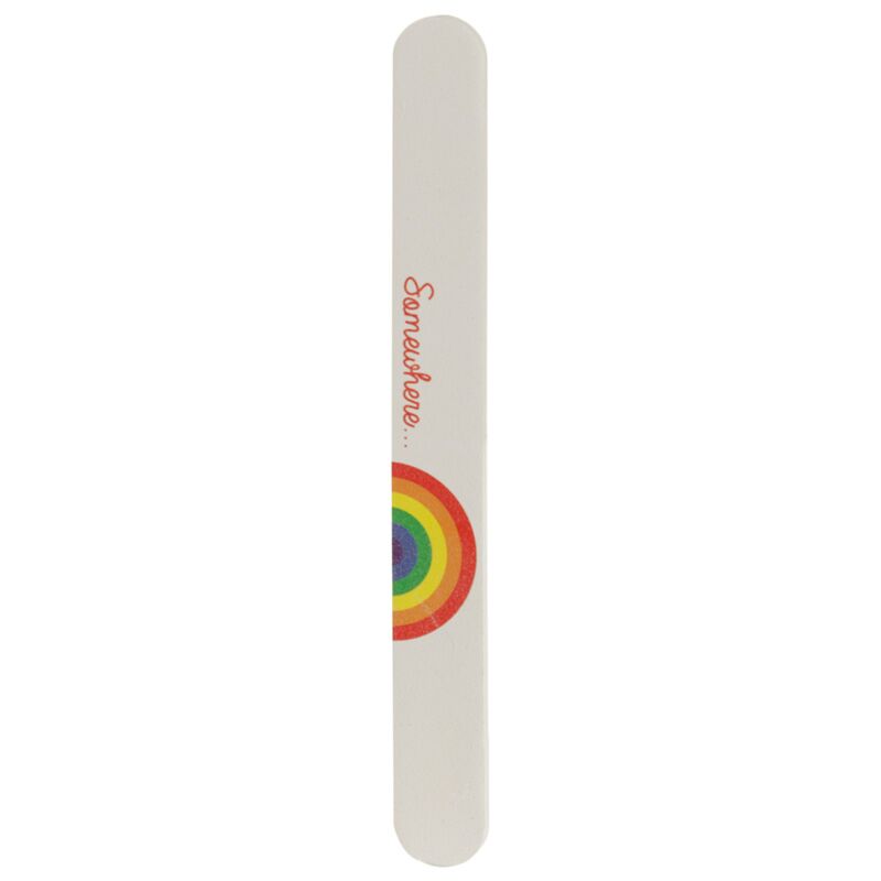 Présentant un fichier de ongles arc-en-ciel long