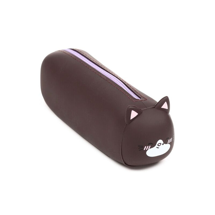 Les adoramaux maculent la trousse en silicone du chaton
