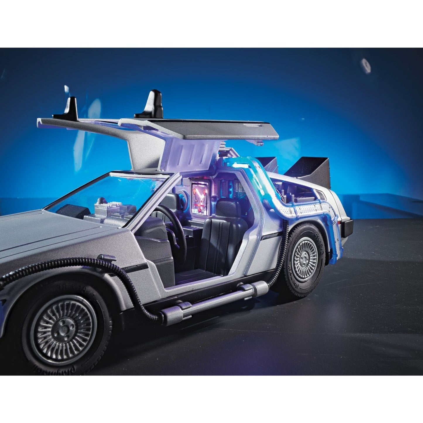 Playmobil revient dans le futur Dellorean