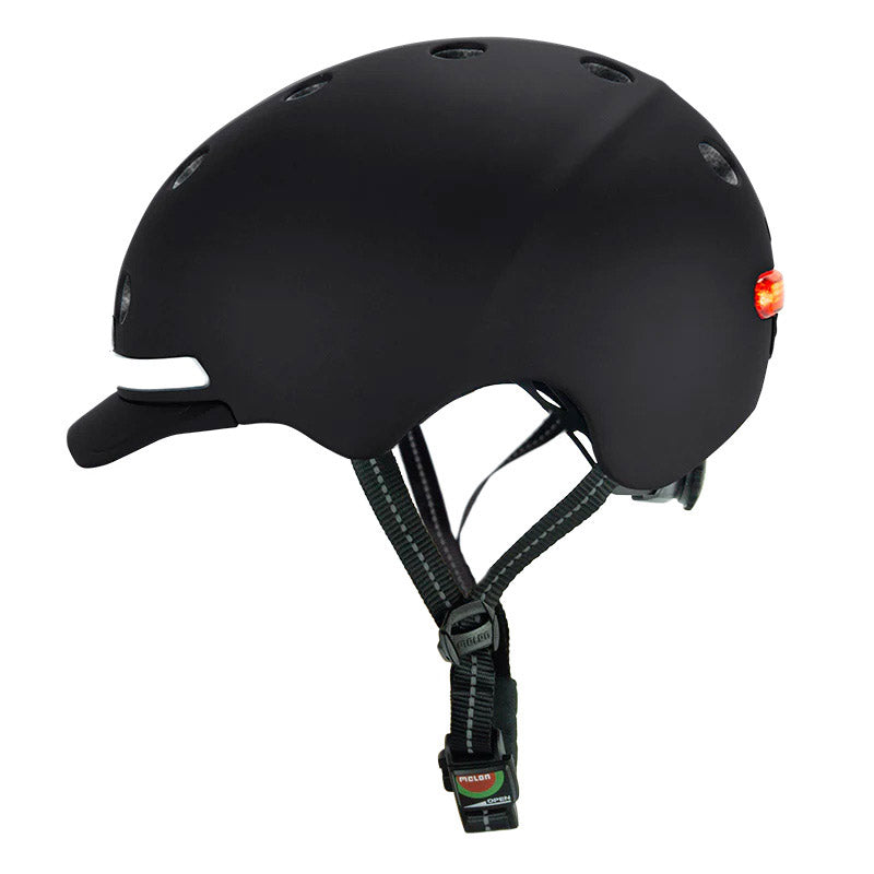 Casque de melon avec l'éclairage E-Series Black Ice M-L
