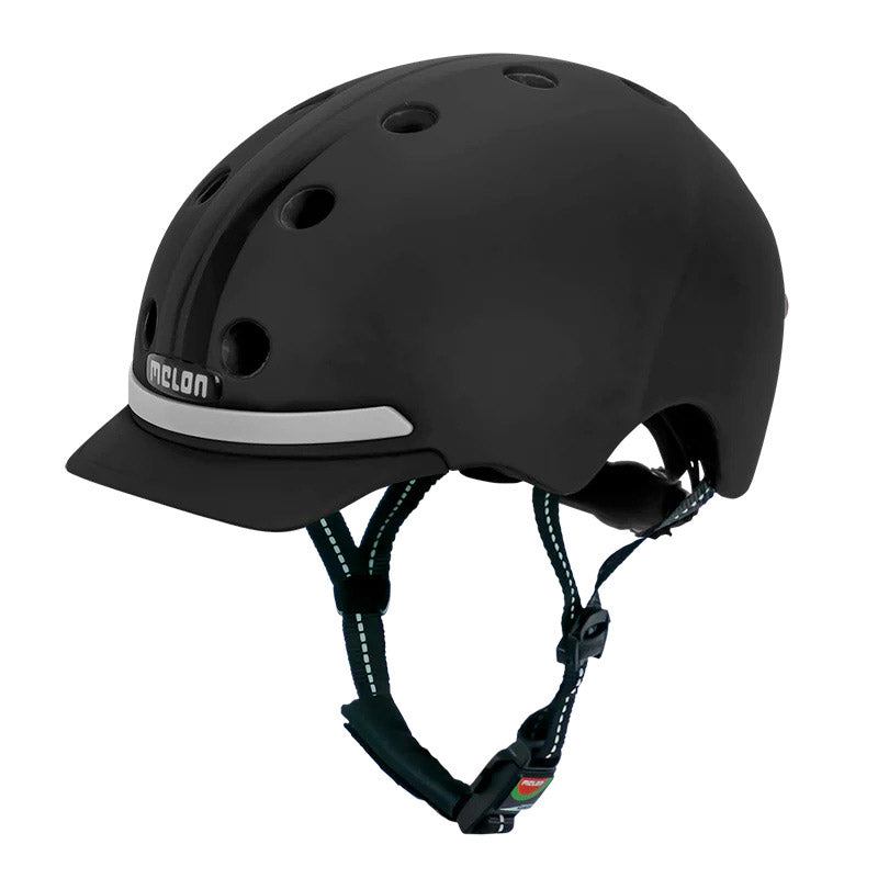 Casque de melon avec l'éclairage E-Series Black Ice M-L