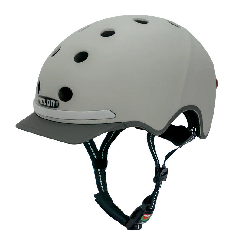 Casque de melon avec l'éclairage E-Series Metropolis XL-XXL