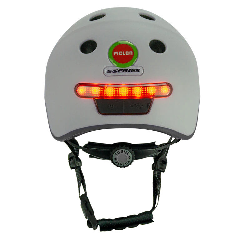 Casque de melon avec l'éclairage E-Series Metropolis XL-XXL