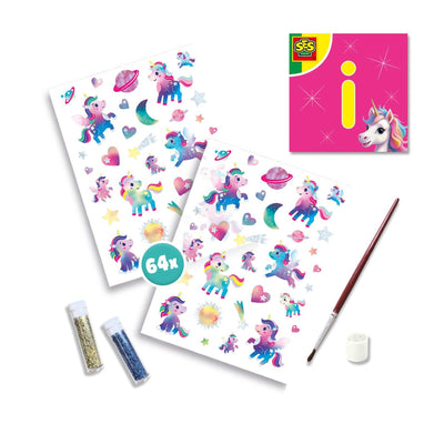 Ses tatouages ​​et paillettes - licorne