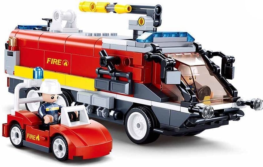 Camion de pompiers de l'aéroport d'incendie de Sluban (m38-b0808)