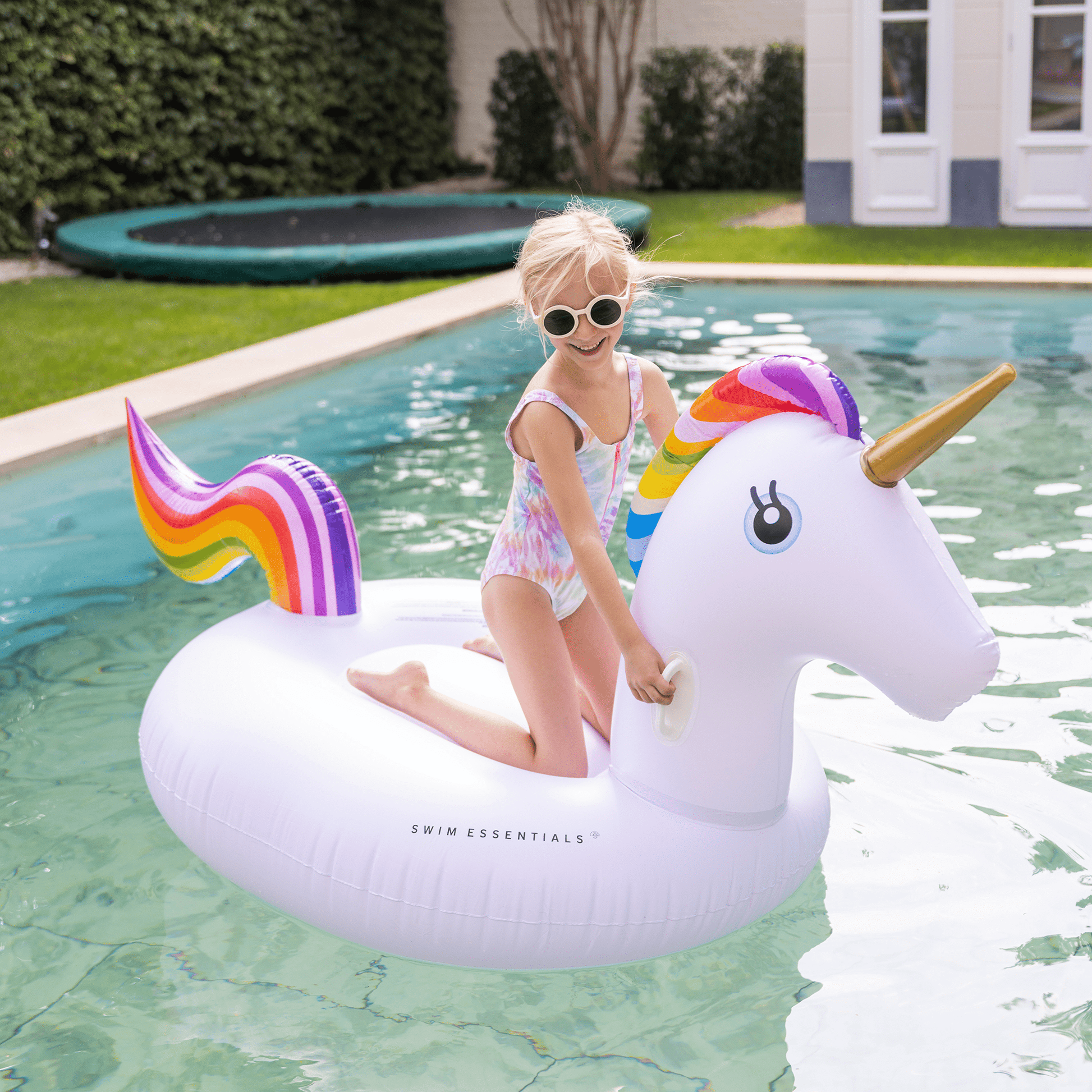 Dreamscape | licorne gonflable blanche xxl