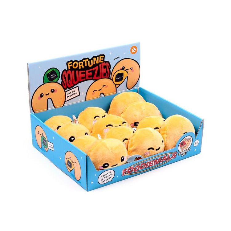 Queasy Squeezies Foodiemals Fortune Cookie me demande n'importe quoi