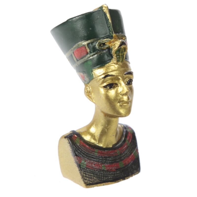 Statuettes miniatures du collectionneur de la pyramide égyptienne