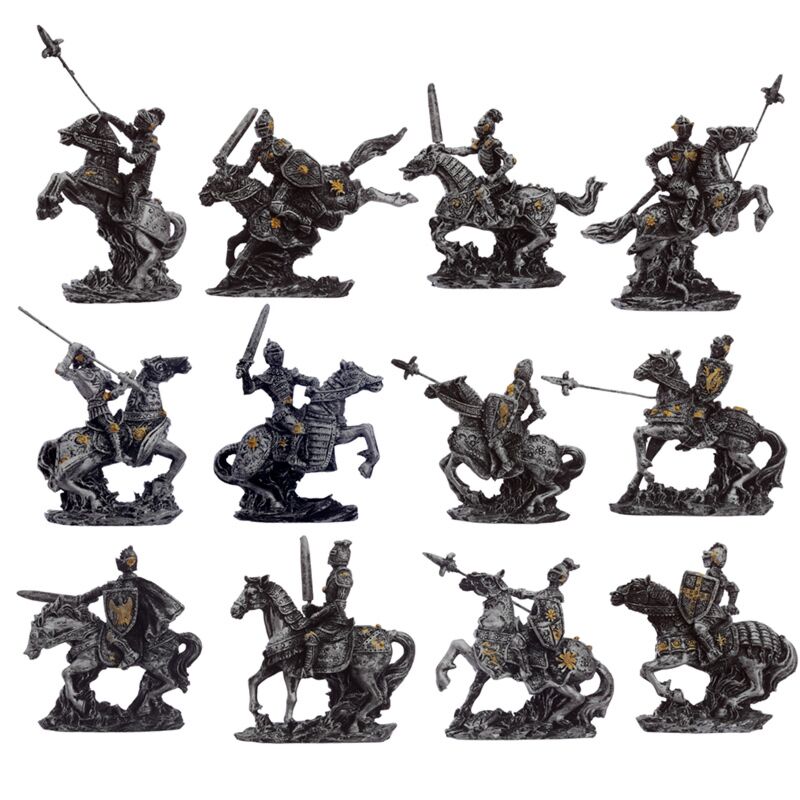 Statuettes miniatures de chevalier médiéval