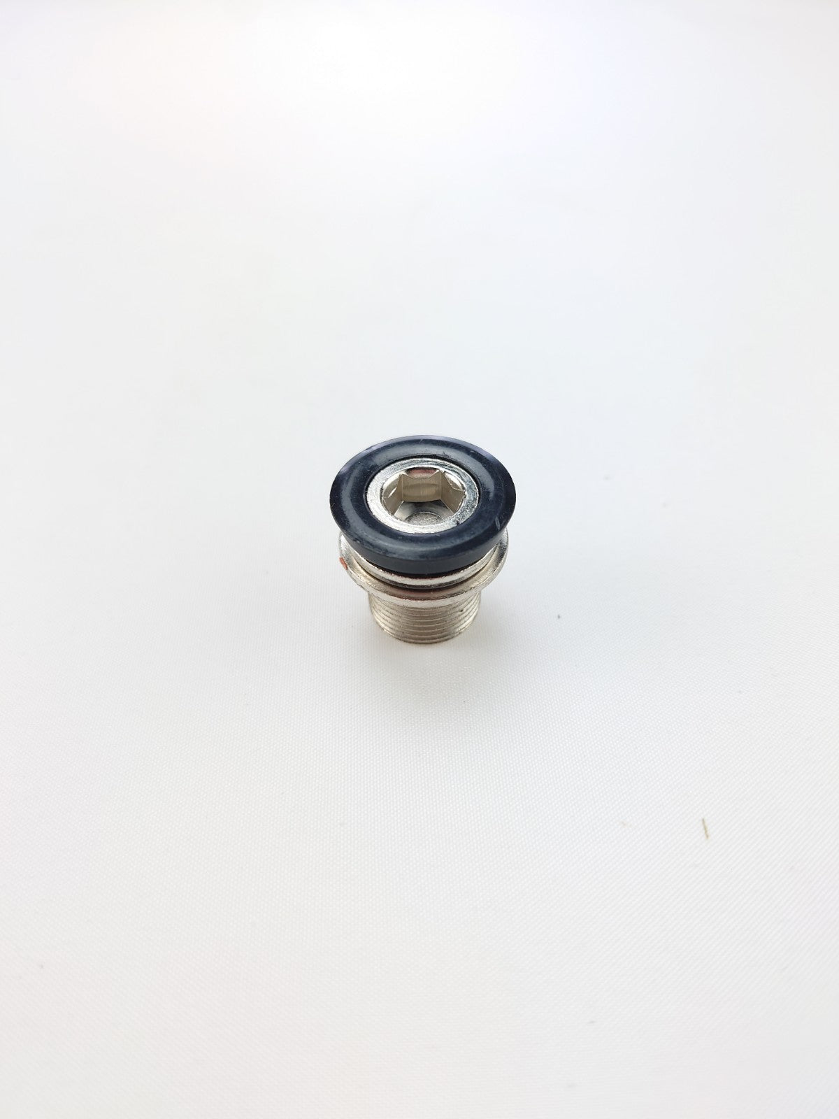 Boulon du support inférieur xtrabike + anneau M15