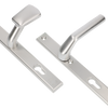 Ferrure de sécurité Ami 251 32 cylindre profilé 72 kn 166 re f1 a z 379 ressort rotatif 251 32 cylindre profilé 72 épaisseur de porte 53 57 mm - 840284