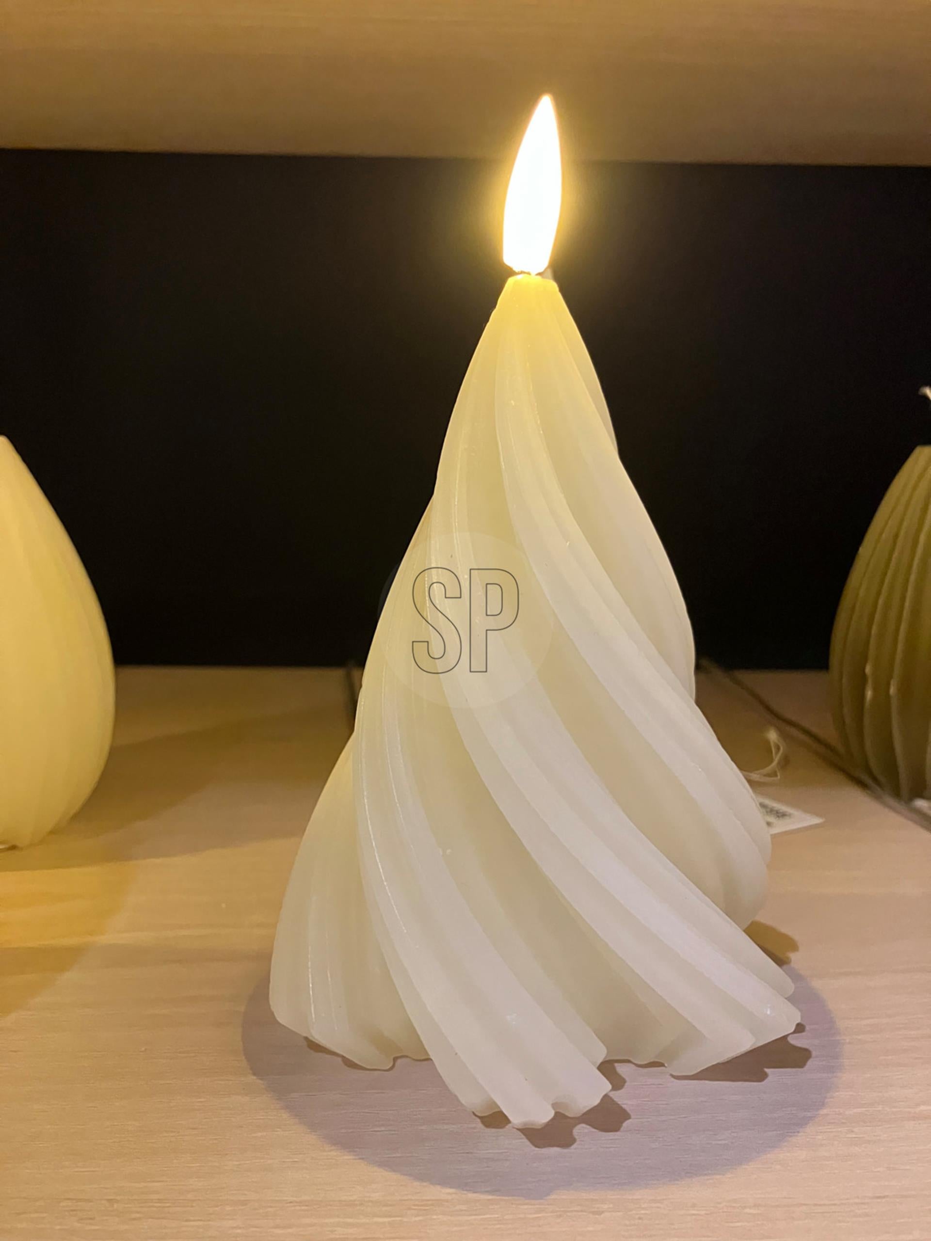 Bougie déco led arbre torsadé h13cm crème