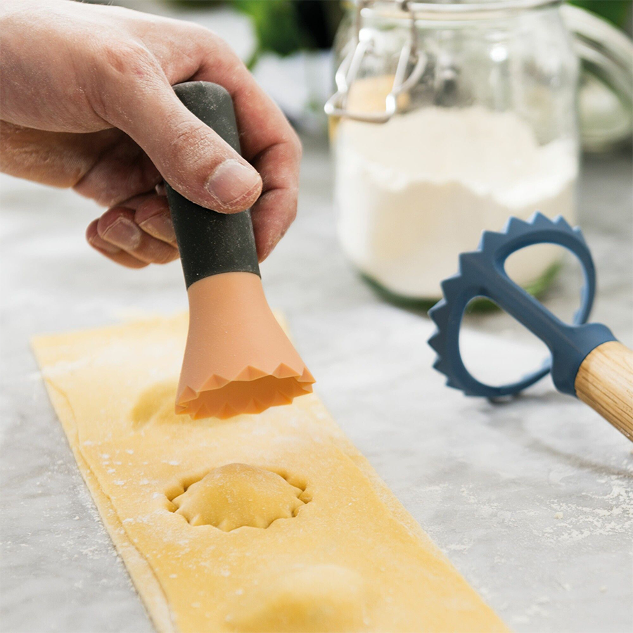 Mini presse-purée à raviolis Berghoff Leo