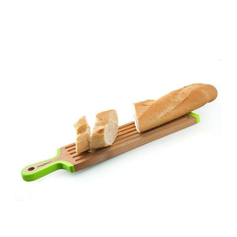 Planche à découper Berghoff longue avec manche bambou 43x10x1,6cm