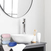 Salle de bain de bain de bain amusant et assorti givré