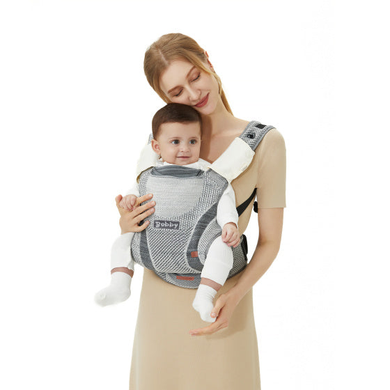 Chipolino Bobby Ergonomic Baby Carrier avec Hood Fly Ebony Black Grey